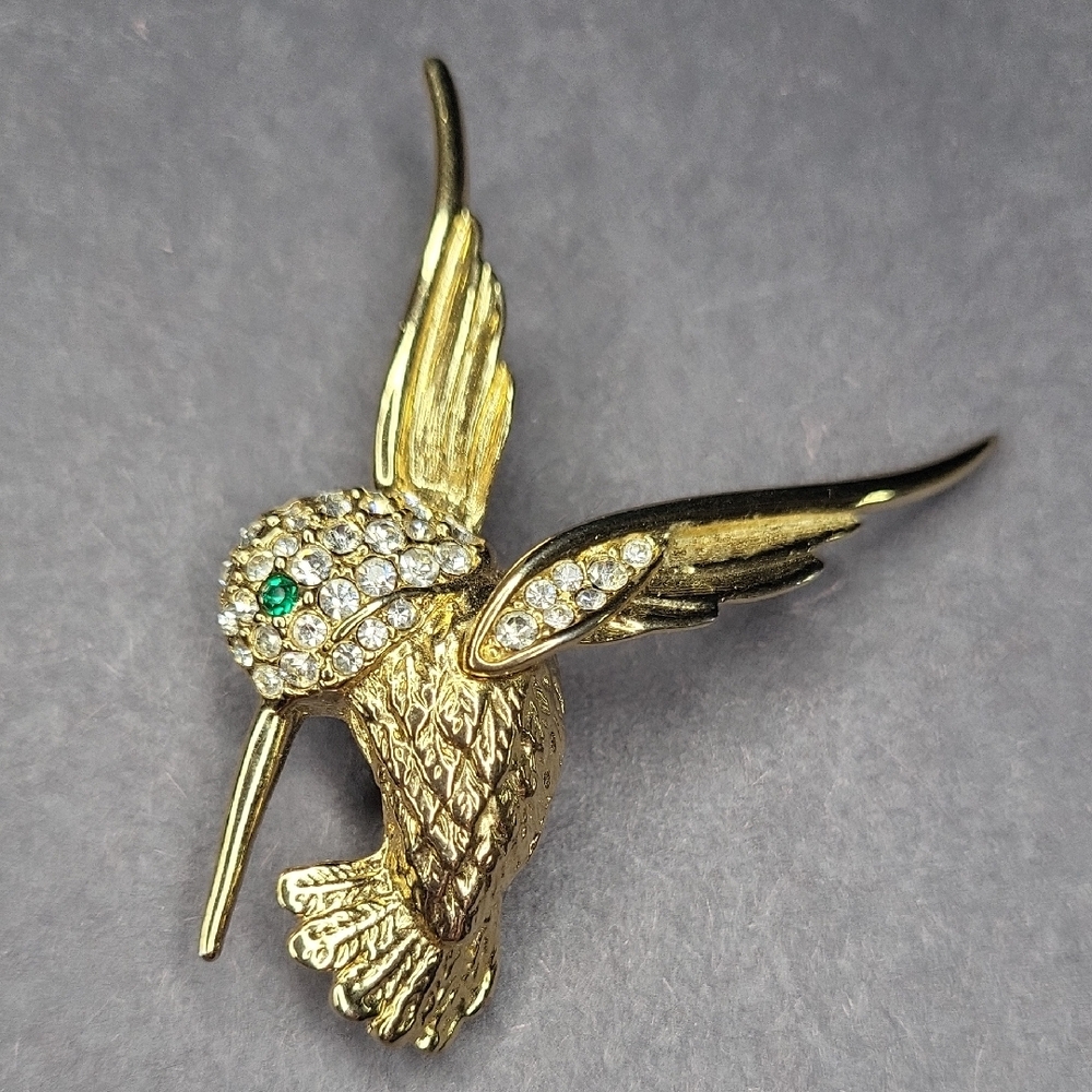 Pave' Hummingbird Brooch